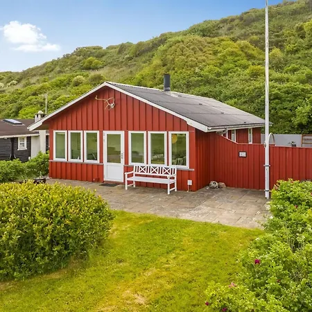 Blia - 120m To The Fjord By Interhome *